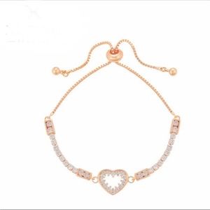 Rose gold plated adjustable heart bracelet with swarovski elements